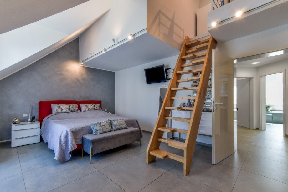 Schlafzimmer mit Empore Reihenmittelhaus Korb