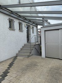 Bild (585f6a07e4df6c0f506039044de5ef24): Perfekt gelegen zwischen Bahnhof und Innenstadt! Doppelhaush�lfte mit Garten & Zweifamilien-Option