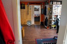 Durchgangszimmer OG Wohnen, Arbeiten, Erweitern: Zweifamilienhaus mit Werkstatt, Scheune & optional Baugrundst�ck