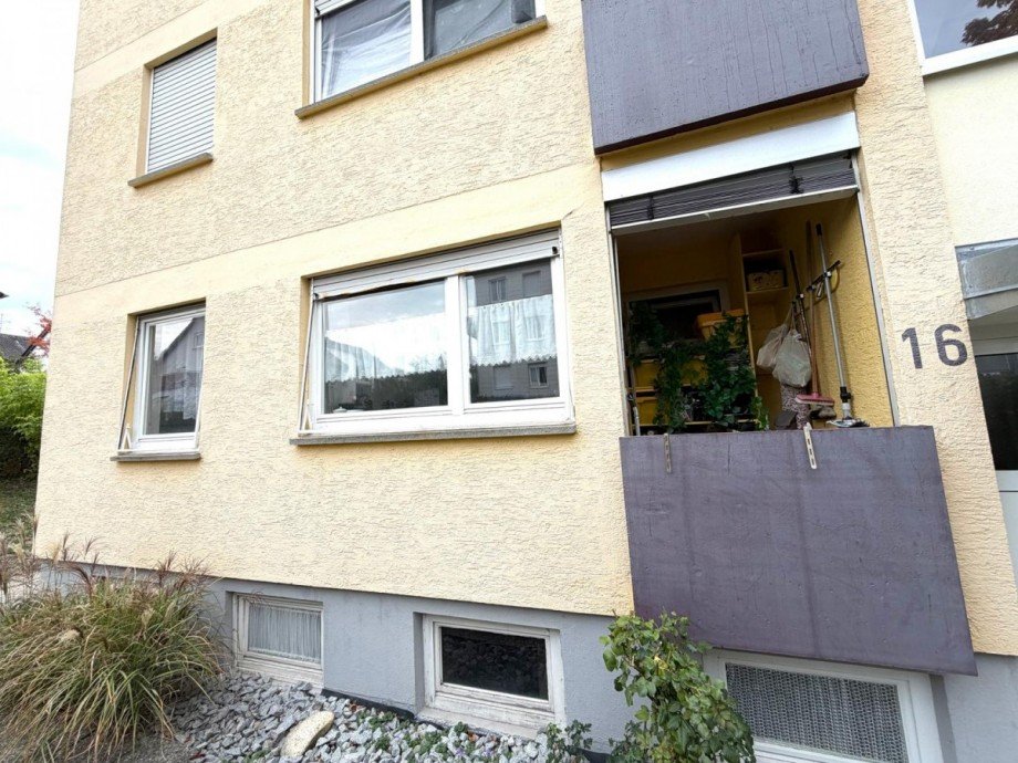 kleiner balkon Erdgeschosswohnung Winnenden