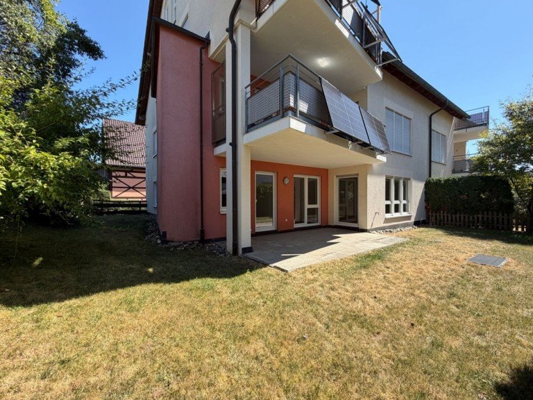 Garten Winnenden Erdgeschosswohnung sch�ne 4 Zimmerwohnung mit Garten und Tiefgaragenstellplatz !