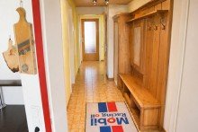 Flur EG Wohnen, Arbeiten, Erweitern: Zweifamilienhaus mit Werkstatt, Scheune & optional Baugrundst�ck